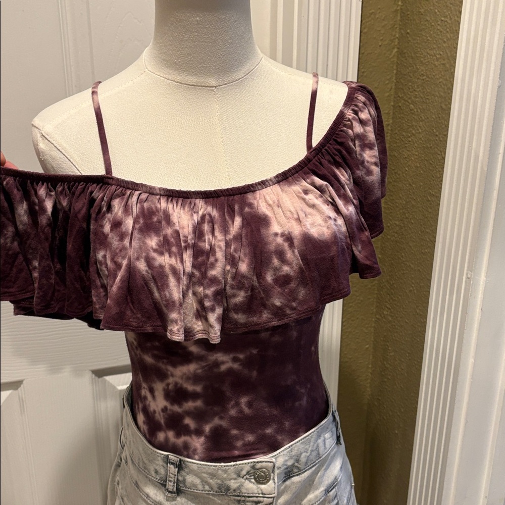 American Eagle Outfitters. Small, Tie-Dye, Ruffle Off-Shoulder Bodysuit